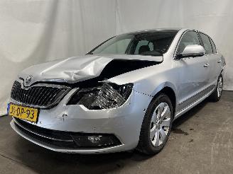 Skoda Superb Superb (3TAA) Hatchback 1.4 TSI 16V (CAXC) [92kW]  (07-2008/05-2015) picture 3