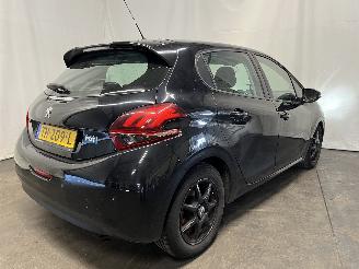 Peugeot 208 208 I (CA/CC/CK/CL) Hatchback 1.5 BlueHDi 100 (DV5RD(YHY)) [75kW]  (05=
-2018/12-2019) picture 5