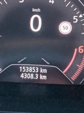 krockskadad bil auto Renault Mégane Megane IV Estate (RFBK) Combi 5-drs 1.3 TCE 160 16V (H5H-470(H5H-B4)) =
[117kW]  (07-2018/...) 2019/4