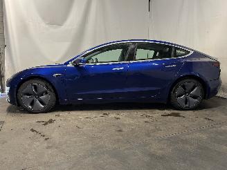 Tesla Model 3 Model 3 Sedan Long Range AWD 75 kWh (3D3) [258kW]  (06-2018/...) picture 3