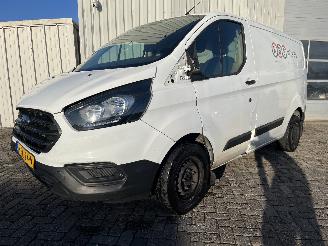 Ford Transit Transit Custom Van 2.0 TDCi 16V Eco Blue 105 (YLFS) [77kW]  (12-2015/1=
2-2023) picture 3