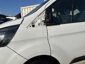 Ford Transit Transit Custom Van 2.0 TDCi 16V Eco Blue 105 (YLFS) [77kW]  (12-2015/1=
2-2023) picture 14