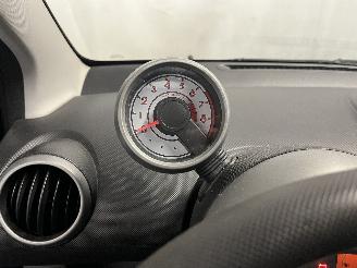Citroën C1 C1 Hatchback 1.0 12V (1KR-FE(CFB)) [50kW]  (06-2005/09-2014) picture 21