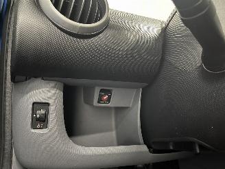 Citroën C1 C1 Hatchback 1.0 12V (1KR-FE(CFB)) [50kW]  (06-2005/09-2014) picture 25