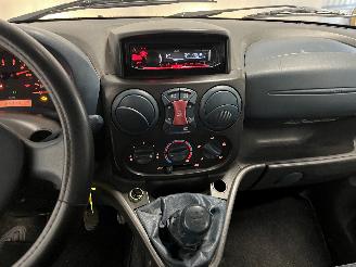 Fiat Doblo Doblo (223A/119) MPV 1.6 16V (182.B.6000(Euro 3)) [76kW]  (10-2001/09-=
2005) picture 17
