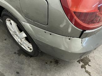 Nissan Almera Almera (N16) Hatchback 1.5 16V (QG15DE(Euro 4)) [72kW]  (10-2002/09-20=
06) picture 19