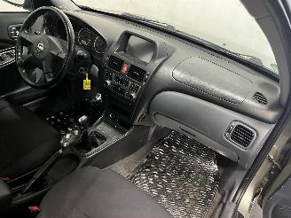 Nissan Almera Almera (N16) Hatchback 1.5 16V (QG15DE(Euro 4)) [72kW]  (10-2002/09-20=
06) picture 9