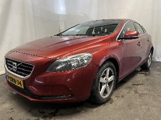 Volvo V-40 V40 (MV) Hatchback 5-drs 2.0 D4 16V (D4204T14) [140kW]  (05-2014/08-20=
19) picture 3