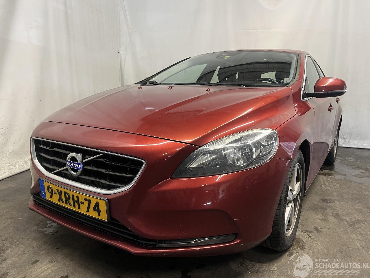 Volvo V-40 V40 (MV) Hatchback 5-drs 2.0 D4 16V (D4204T14) [140kW]  (05-2014/08-20=
19)