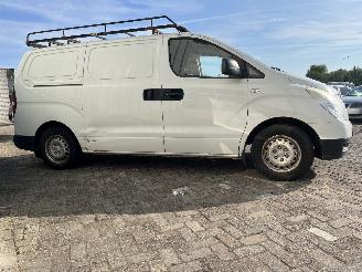 Hyundai H-300 H-300 Van 2.5 CRDi (D4CB) [125kW]  (02-2008/...) picture 7