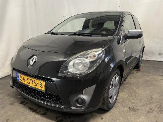 krockskadad bil auto Renault Twingo Twingo II (CN) Hatchback 3-drs 1.2 16V (D4F-764(D4F-E7)) [55kW]  (03-2=
007/09-2014) 2011/11