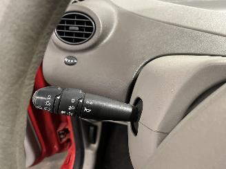 Renault Twingo Twingo II (CN) Hatchback 3-drs 1.2 16V (D4F-772(D4F-J7)) [56kW]  (03-2=
007/09-2014) picture 17