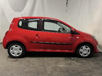 Renault Twingo Twingo II (CN) Hatchback 3-drs 1.2 16V (D4F-772(D4F-J7)) [56kW]  (03-2=
007/09-2014) picture 7