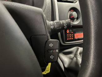 Renault Kangoo Kangoo Express (FW) Van 1.5 dCi 75 (K9K-628(K9K-E6)) [55kW]  (09-2010/=
=2E..) picture 17