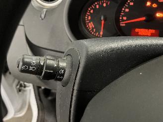 Renault Kangoo Kangoo Express (FW) Van 1.5 dCi 75 (K9K-628(K9K-E6)) [55kW]  (09-2010/=
=2E..) picture 18