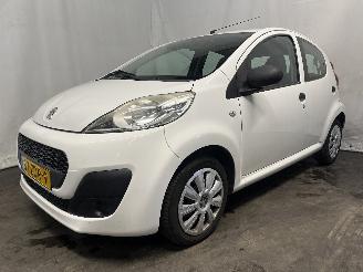 Peugeot 107 107 Hatchback 1.0 12V (384F(1KR)) [50kW]  (06-2005/05-2014) picture 3