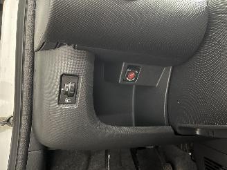 Peugeot 107 107 Hatchback 1.0 12V (384F(1KR)) [50kW]  (06-2005/05-2014) picture 22