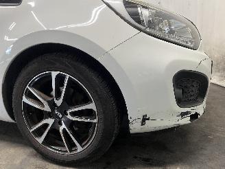 Kia Rio Rio III (UB) Hatchback 1.2 CVVT 16V (G4LA5) [63kW]  (09-2011/12-2017) picture 9