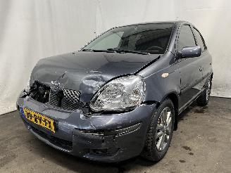 Auto incidentate Toyota Yaris Yaris (P1) Hatchback 1.3 16V VVT-i (2SZFE) [64kW]  (04-2002/09-2005) 2005/10