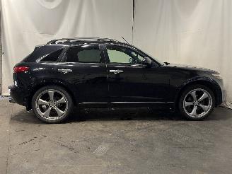 Infiniti FX FX (S50) SUV 45 4.5i 32V VVT AWD (VK45DE) [232kW]  (01-2003/12-2008) picture 6