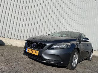 Unfallwagen Volvo V-40 V40 (MV) Hatchback 5-drs 1.6 D2 (D4162T) [84kW]  (03-2012/12-2016) 2014/3