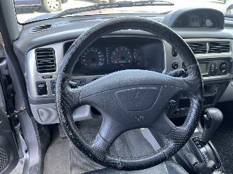 Mitsubishi Pajero Pajero Sport (K7/9) Terreinwagen 3.0 V6 24V (6G72) [130kW]  (12-1999/0=
1-2008) picture 14