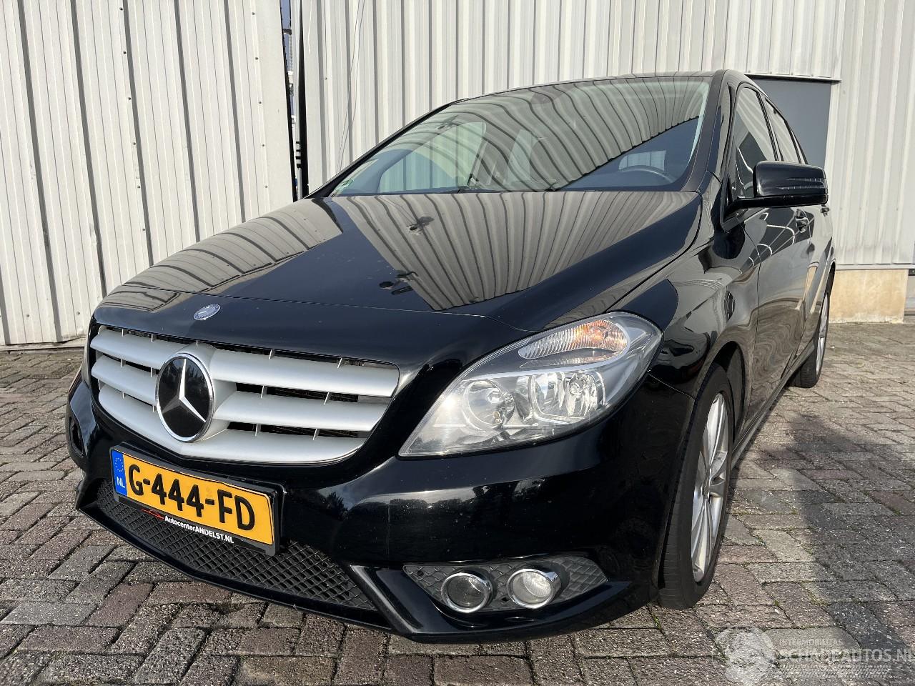 Mercedes B-klasse B (W246/W242) Hatchback 2.2 B-220 CDI BlueEFFICIENCY,d 16V (OM651.930(=
Euro 6)) [125kW]  (11-2011/12-2018)