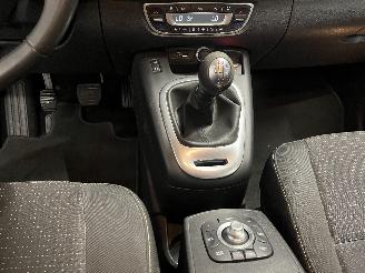 Renault Scenic Scénic III (JZ) MPV 1.4 16V TCe 130 (H4J-700(H4J-A7)) [96kW]  (02-20=
09/09-2016) picture 20