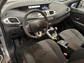 Renault Scenic Scénic III (JZ) MPV 1.4 16V TCe 130 (H4J-700(H4J-A7)) [96kW]  (02-20=
09/09-2016) picture 18