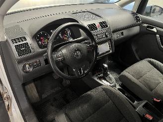 Volkswagen Touran Touran (1T3) MPV 2.0 TDI 16V 140 (CFHC) [103kW]  (05-2010/05-2015) picture 16