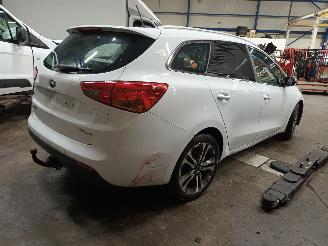 Kia Cee d Cee'd Sportswagon (JDC5) Combi 1.6 GDI 16V (G4FD) [99kW]  (09-2012/12-=
2018) picture 3