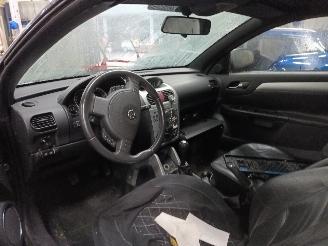 Opel Tigra Tigra Twin Top Cabrio 1.8 16V (Z18XE(Euro 4)) [92kW]  (06-2004/12-2010=
) picture 5