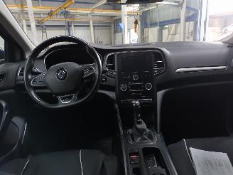 Renault Mégane Megane IV Estate (RFBK) Combi 5-drs 1.2 Energy TCE 100 (H5F-408(H5F-F4=
)) [74kW]  (04-2016/...) picture 5