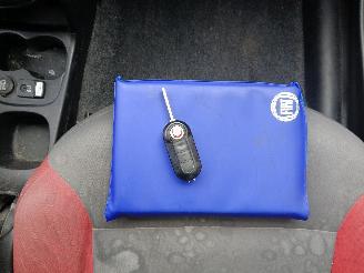 Fiat Panda Panda (312) Hatchback 0.9 TwinAir Turbo 85 (312.A.2000) [63kW]  (02-20=
12/...) picture 18