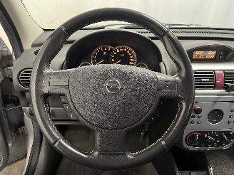 Opel Combo Combo Tour (Corsa C) MPV 1.6 (Z16SE) [64kW]  (10-2001/09-2006) picture 18
