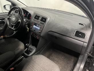 Volkswagen Polo Polo V (6R) Hatchback 1.4 TDI 12V 90 (CUSB(Euro 6)) [66kW]  (02-2014/1=
0-2017) picture 10