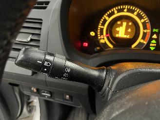 Toyota Auris Auris (E15) Hatchback 1.6 Dual VVT-i 16V (1ZRFE) [91kW]  (03-2007/09-2=
012) picture 23