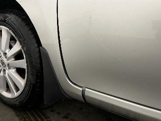 Toyota Auris Auris (E15) Hatchback 1.6 Dual VVT-i 16V (1ZRFE) [91kW]  (03-2007/09-2=
012) picture 10