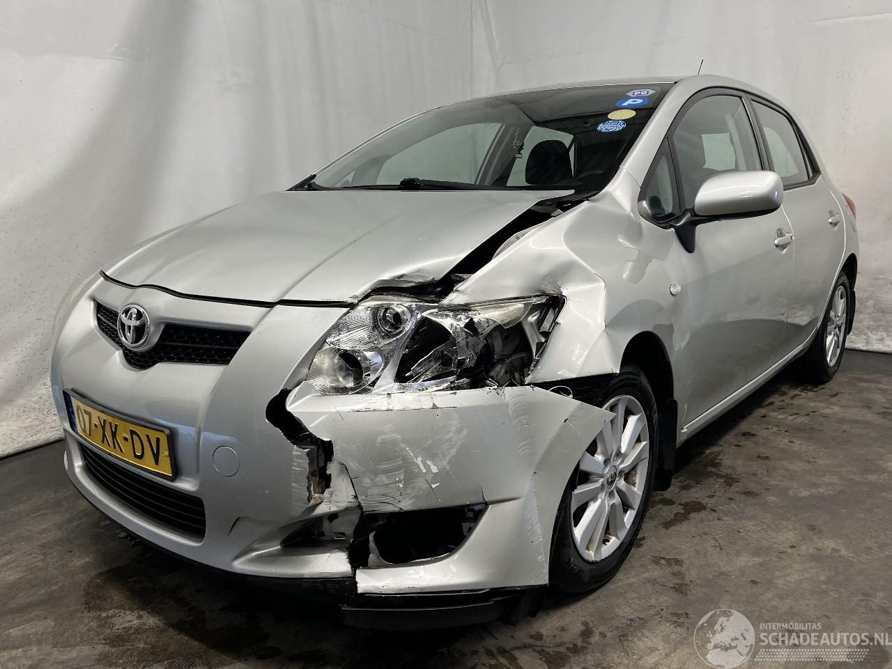 Toyota Auris Auris (E15) Hatchback 1.6 Dual VVT-i 16V (1ZRFE) [91kW]  (03-2007/09-2=
012)