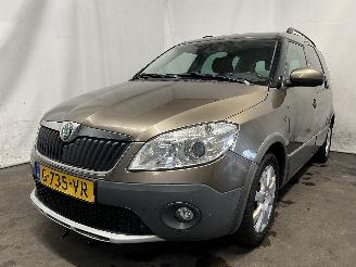  Skoda Roomster Roomster (5J) MPV 1.2 TSI (CBZA) [63kW]  (03-2010/05-2015) 2012/10