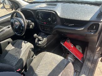 Fiat Doblo Doblo Cargo (263) Van 1.3 D Multijet (55283775) [59kW]  (03-2016/12-20=
23) picture 13