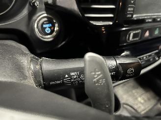 Mitsubishi Outlander Outlander (GF/GG) SUV 2.0 16V PHEV 4x4 (S61) [147kW]  (01-2014/12-2021=
) picture 17