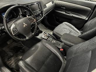 Mitsubishi Outlander Outlander (GF/GG) SUV 2.0 16V PHEV 4x4 (S61) [147kW]  (01-2014/12-2021=
) picture 14