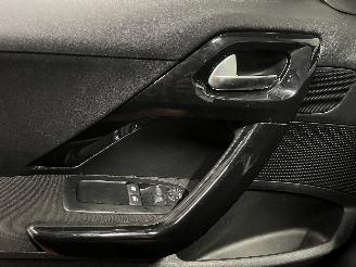 Peugeot 208 208 I (CA/CC/CK/CL) Hatchback 1.2 Vti 12V PureTech 82 (EB2F(HMZ)) [60k=
W]  (03-2012/12-2019) picture 19