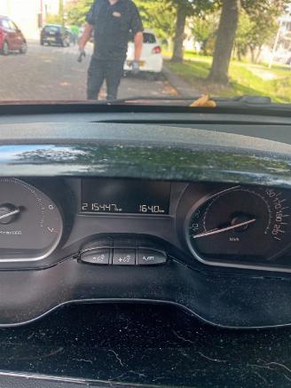 Peugeot 208 208 I (CA/CC/CK/CL) Hatchback 1.2 Vti 12V PureTech 82 (EB2F(HMZ)) [60k=
W]  (03-2012/12-2019) picture 2