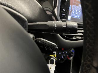 Peugeot 208 208 I (CA/CC/CK/CL) Hatchback 1.2 Vti 12V PureTech 82 (EB2F(HMZ)) [60k=
W]  (03-2012/12-2019) picture 16