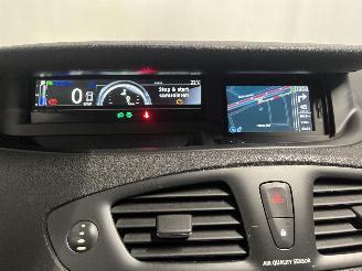 Renault Scenic Scénic III (JZ) MPV 1.2 16V TCe 115 Energy (H5F-400(H5F-A4)) [85kW] =
 (04-2012/09-2016) picture 17