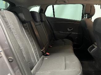 Renault Mégane Megane III Grandtour (KZ) Combi 5-drs 1.2 16V TCE 115 (H5F-400(H5F-A4)=
) [85kW]  (03-2012/02-2016) picture 11