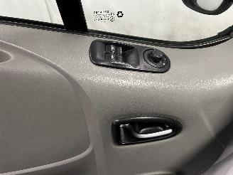 Renault Trafic Trafic New (FL) Van 2.0 dCi 16V 90 (M9R-630(M9R-A6)) [66kW]  (08-2006/=
06-2014) picture 24