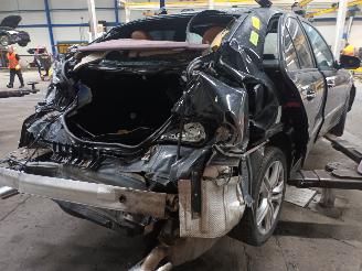 Mercedes E-klasse E (W211) Sedan 2.5 E-230 V6 24V (M272.922) [150kW]  (09-2007/12-2008) picture 3